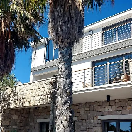 House Arta, 3 Bedroom *