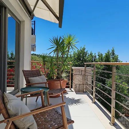 House Arta, 3 Bedroom